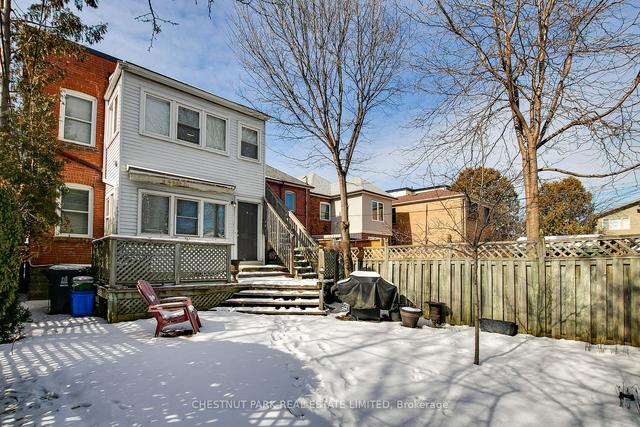 233 Wychwood Ave, House detached with 6 bedrooms, 3 bathrooms and 2 parking in Toronto ON | Image 33