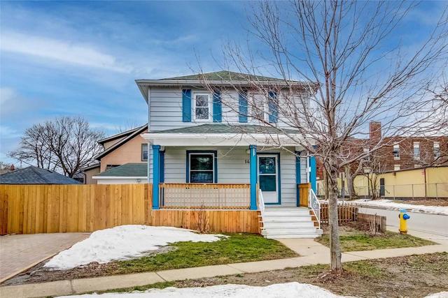 14 Fitzgerald St, House detached with 3 bedrooms, 1 bathrooms and 1 parking in St. Catharines ON | Image 1