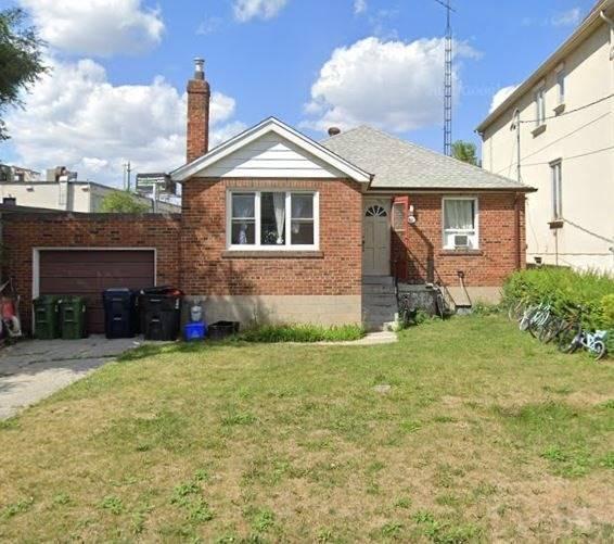 198 Dunblaine Ave, House detached with 3 bedrooms, 1 bathrooms and 2 parking in Toronto ON | Card Image