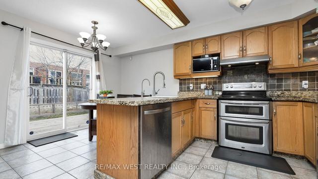 7 Graham Cres, House detached with 3 bedrooms, 3 bathrooms and 3 parking in Orangeville ON | Image 5