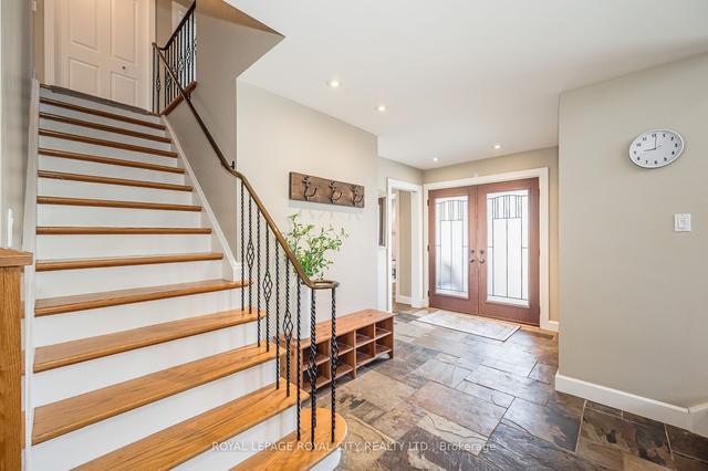 9 Heather Ave, House detached with 5 bedrooms, 5 bathrooms and 12 parking in Guelph ON | Image 8