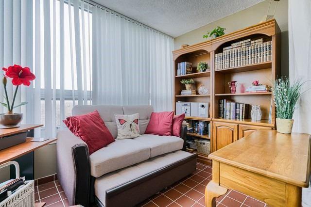 2004 - 8 Lisa St, Condo with 1 bedrooms, 2 bathrooms and 1 parking in Brampton ON | Image 11