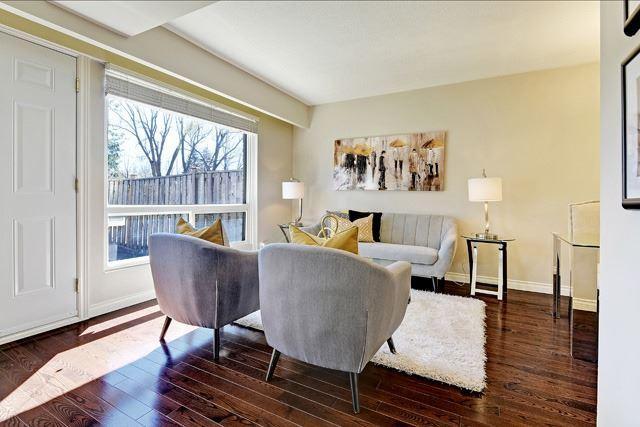 1 - 76 Castlebury Cres, Townhouse with 3 bedrooms, 3 bathrooms and 1 parking in Toronto ON | Image 7