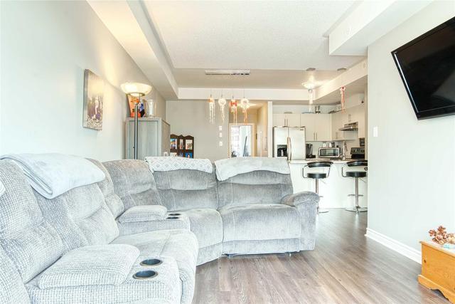 1002 - 2420 Baronwood Dr, Townhouse with 2 bedrooms, 2 bathrooms and 1 parking in Oakville ON | Image 10