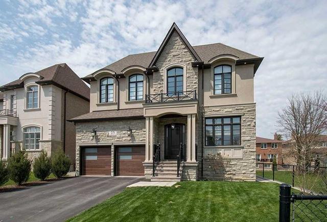 23 Day Lily Cres, House detached with 4 bedrooms, 5 bathrooms and 6 parking in Richmond Hill ON | Image 1