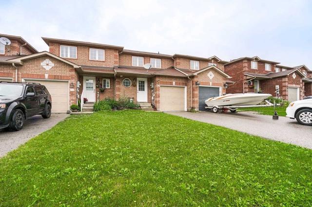 67 Goodwin Dr, House attached with 3 bedrooms, 2 bathrooms and 3 parking in Barrie ON | Image 15