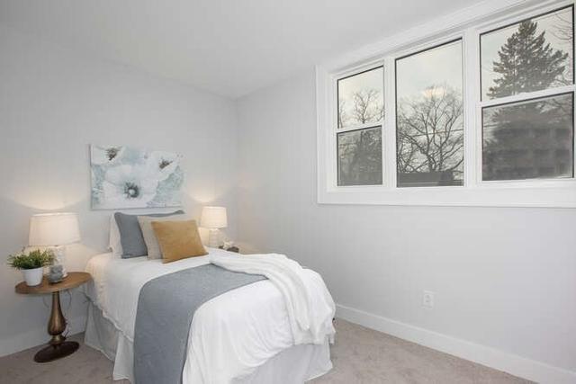 315 Victoria Park Ave, House semidetached with 2 bedrooms, 4 bathrooms and 2 parking in Toronto ON | Image 2