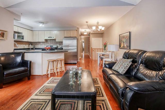 123 Smales Dr, House detached with 3 bedrooms, 2 bathrooms and 3 parking in Ajax ON | Image 9