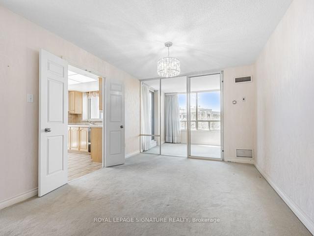 716 - 1200 Don Mills Rd, Condo with 3 bedrooms, 3 bathrooms and 2 parking in Toronto ON | Image 4