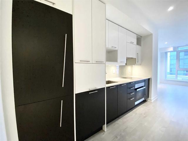 803 - 199 Richmond St W, Condo with 1 bedrooms, 1 bathrooms and 0 parking in Toronto ON | Image 15