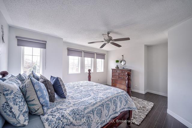 5893 Sidmouth St, House detached with 3 bedrooms, 4 bathrooms and 4 parking in Mississauga ON | Image 26