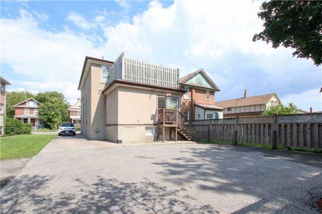 86 Park Rd S, House detached with 4 bedrooms, 3 bathrooms and 8 parking in Oshawa ON | Image 18