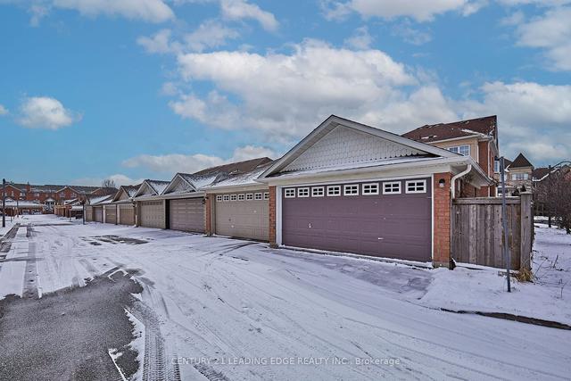 2182 Bur Oak Ave, House semidetached with 3 bedrooms, 3 bathrooms and 2 parking in Markham ON | Image 23