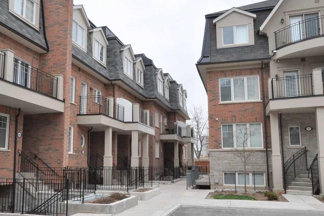 4302 - 2420 Baronwood Dr, Townhouse with 2 bedrooms, 3 bathrooms and 1 parking in Oakville ON | Image 2