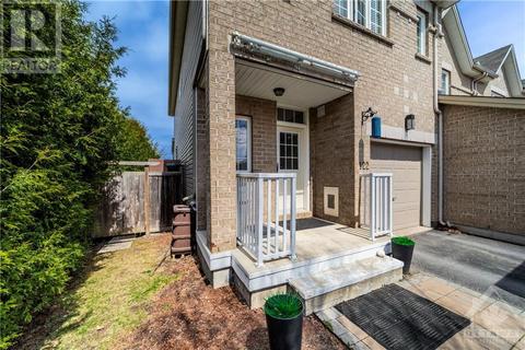 122 Tandalee Cres Crescent, Ottawa, ON, K2M0A1 | Card Image