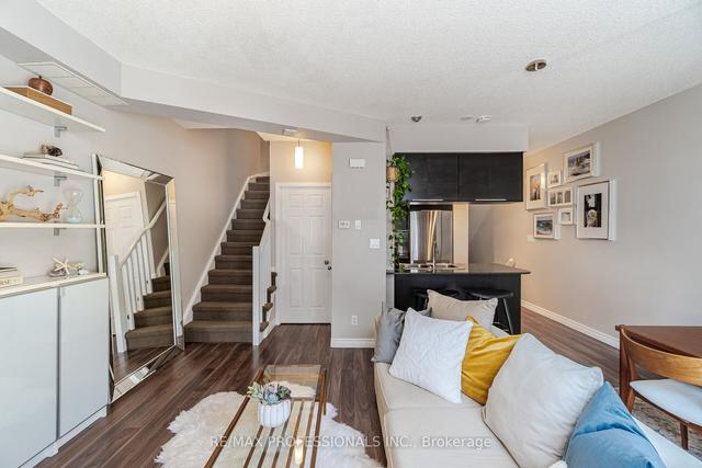 567 - 36 Stadium Rd, Townhouse with 2 bedrooms, 2 bathrooms and 1 parking in Toronto ON | Image 38