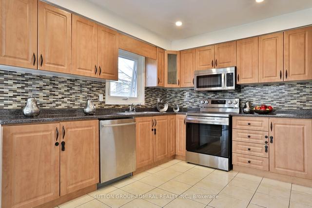 55 Addley Cres, House detached with 3 bedrooms, 4 bathrooms and 5 parking in Ajax ON | Image 37