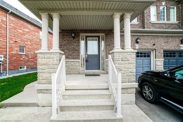 197 Andrew Hill Avenue, House semidetached with 3 bedrooms, 2 bathrooms and 4 parking in Vaughan ON | Image 5