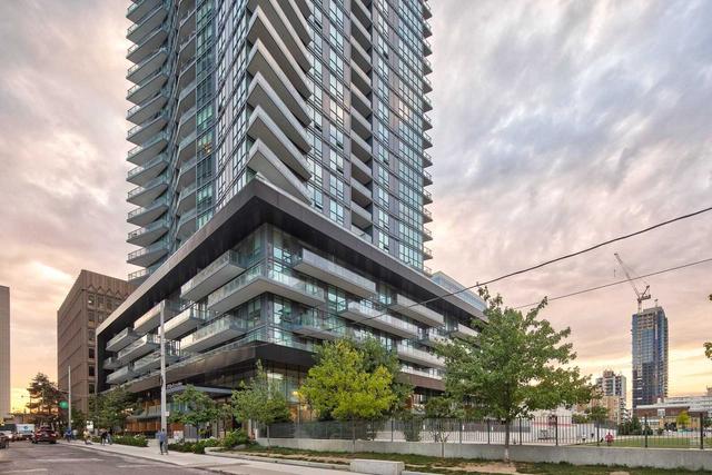 509 - 30 Roehampton Ave, Condo with 1 bedrooms, 1 bathrooms and 0 parking in Toronto ON | Card Image