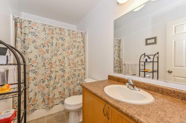 1413 Gordon St, Townhouse with 2 bedrooms, 2 bathrooms and 1 parking in Guelph ON | Image 24