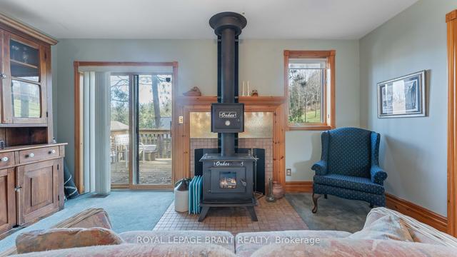 248 German School Rd, House detached with 1 bedrooms, 1 bathrooms and 1 parking in Brant ON | Image 2