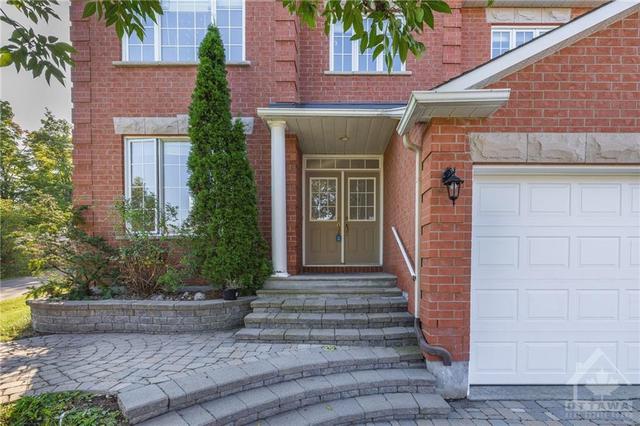 3241 Carriage Hill Place, House detached with 6 bedrooms, 6 bathrooms and 4 parking in Ottawa ON | Image 3
