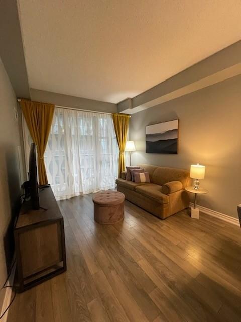 921 - 15 James Finlay Way, Condo with 1 bedrooms, 1 bathrooms and 1 parking in Toronto ON | Image 5