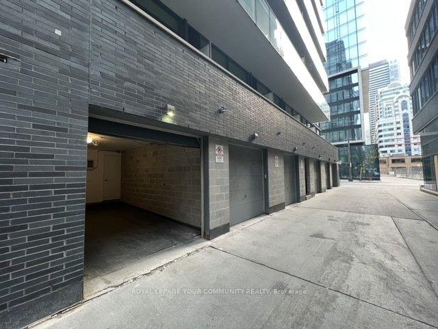 th6 - 25 Oxley St, Townhouse with 2 bedrooms, 3 bathrooms and 1 parking in Toronto ON | Image 29