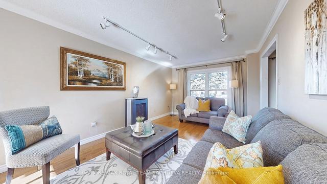 109 Rollo Dr, House detached with 3 bedrooms, 3 bathrooms and 4 parking in Ajax ON | Image 33