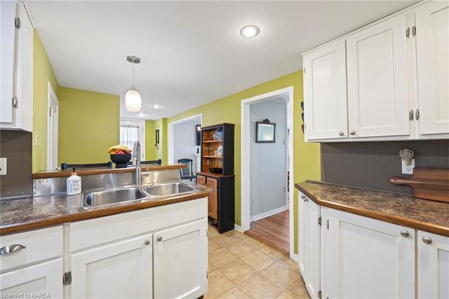 416 Garden Street, House detached with 3 bedrooms, 2 bathrooms and 7 parking in Gananoque ON | Image 8