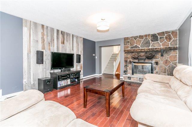 211 Foster Dr, House detached with 4 bedrooms, 2 bathrooms and 5 parking in Barrie ON | Image 7