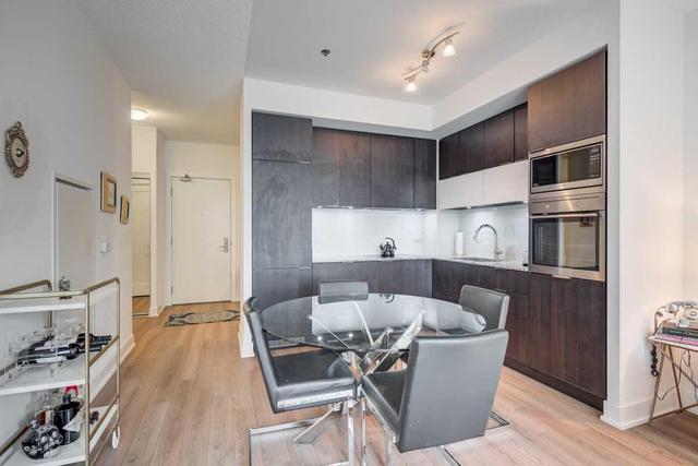 1007 - 318 Richmond St W, Condo with 1 bedrooms, 1 bathrooms and 1 parking in Toronto ON | Image 12