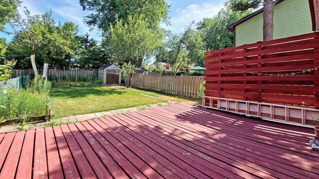 319 Cliffwood Rd, House semidetached with 3 bedrooms, 2 bathrooms and 2 parking in Toronto ON | Image 21