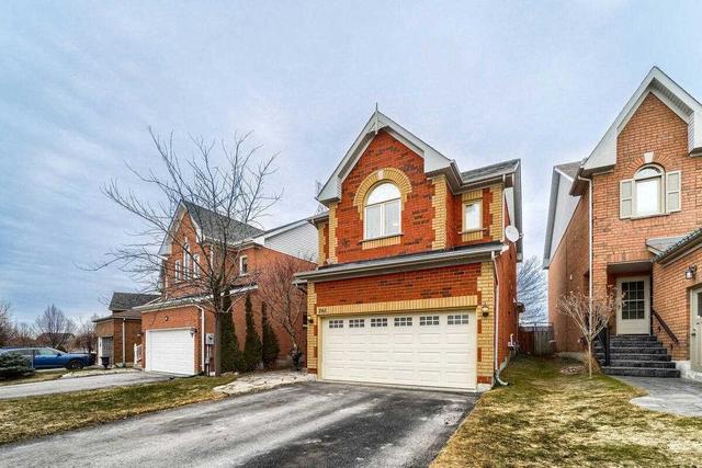 261 Stone Rd, House detached with 3 bedrooms, 4 bathrooms and 4 parking in Aurora ON | Image 12