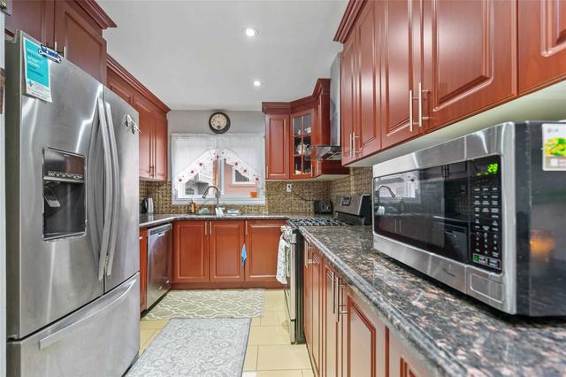23 Caddy Dr, House detached with 5 bedrooms, 6 bathrooms and 5 parking in Toronto ON | Image 25