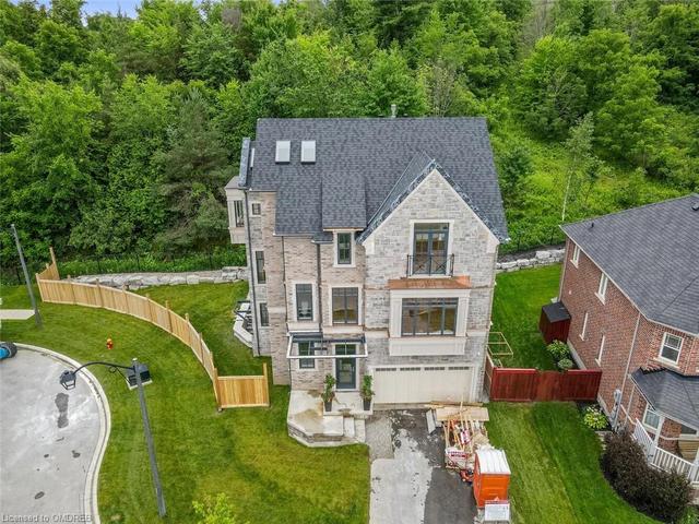 100 Foxtail Court, House detached with 4 bedrooms, 3 bathrooms and 4 parking in Halton Hills ON | Image 39