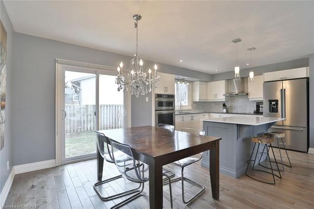 5258 Bromley Road, House detached with 4 bedrooms, 2 bathrooms and null parking in Burlington ON | Image 12
