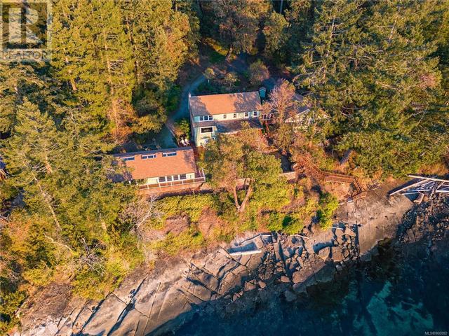 2860 Southey Point Rd, House detached with 5 bedrooms, 4 bathrooms and 8 parking in Saltspring Island BC | Image 40