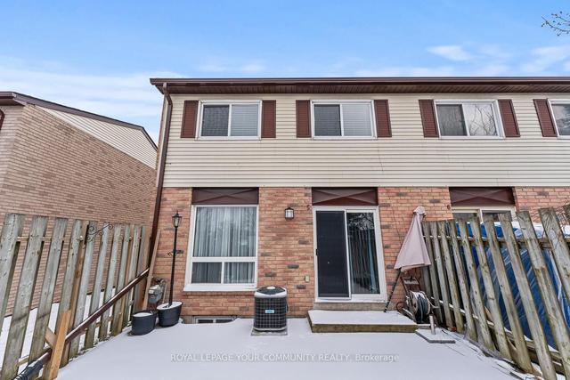 5 - 52 Adelaide St, Townhouse with 4 bedrooms, 2 bathrooms and 2 parking in Barrie ON | Image 20