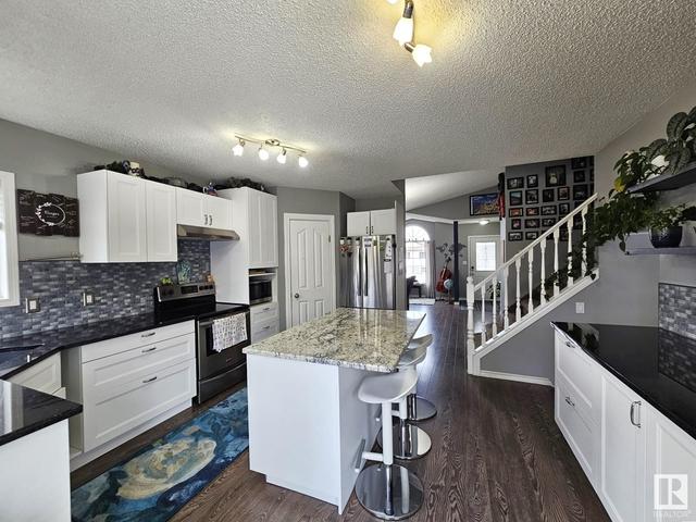 3744 49 Av, House detached with 4 bedrooms, 2 bathrooms and null parking in Drayton Valley AB | Image 13