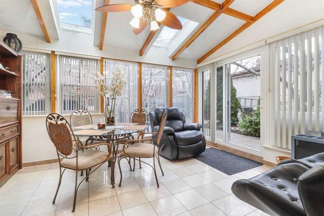 5 Tampa Terr, House semidetached with 4 bedrooms, 2 bathrooms and 6 parking in Toronto ON | Image 18