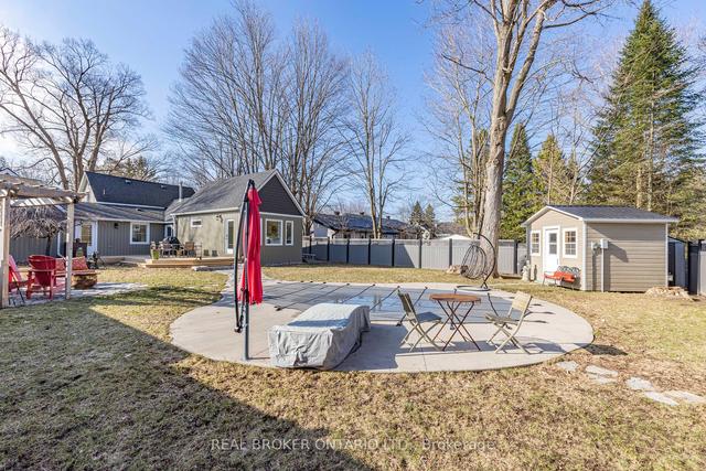 320 Farquhar St, House detached with 3 bedrooms, 3 bathrooms and 6 parking in Gravenhurst ON | Image 18