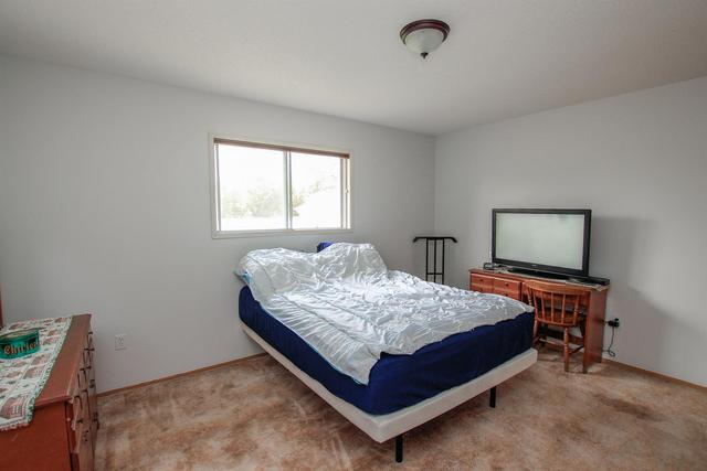 30 Ellis Close, Home with 2 bedrooms, 1 bathrooms and 2 parking in Red Deer AB | Image 14