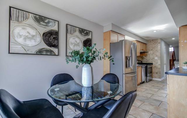 42 Domenico Cres, House detached with 3 bedrooms, 4 bathrooms and 3 parking in Brampton ON | Image 11