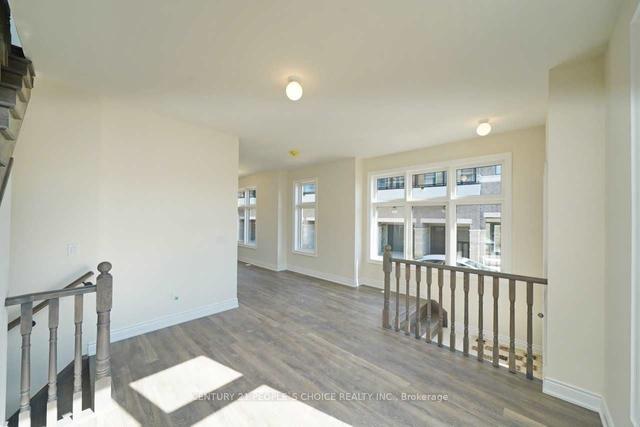 unit 5 - 2a Muir Ave, House attached with 3 bedrooms, 3 bathrooms and 2 parking in Toronto ON | Image 40
