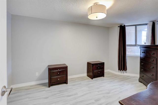 109 - 234 Albion Rd, Condo with 1 bedrooms, 1 bathrooms and 1 parking in Toronto ON | Image 4