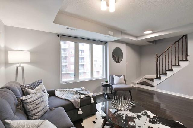 220 - 11 Ruttan St, Townhouse with 2 bedrooms, 2 bathrooms and 1 parking in Toronto ON | Image 29