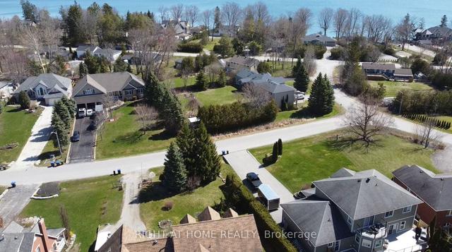 3608 Linda St, House detached with 4 bedrooms, 3 bathrooms and 8 parking in Innisfil ON | Image 28