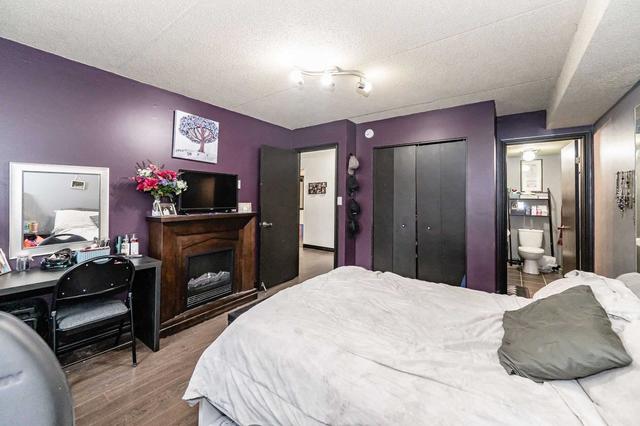 401 Erb St. W. St W, Condo with 2 bedrooms, 2 bathrooms and 1 parking in Waterloo ON | Image 7