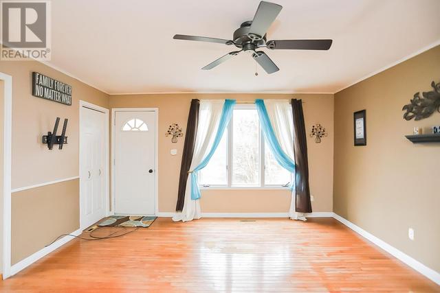 6 Chicora Cres, House detached with 2 bedrooms, 1 bathrooms and null parking in Sault Ste. Marie ON | Image 10